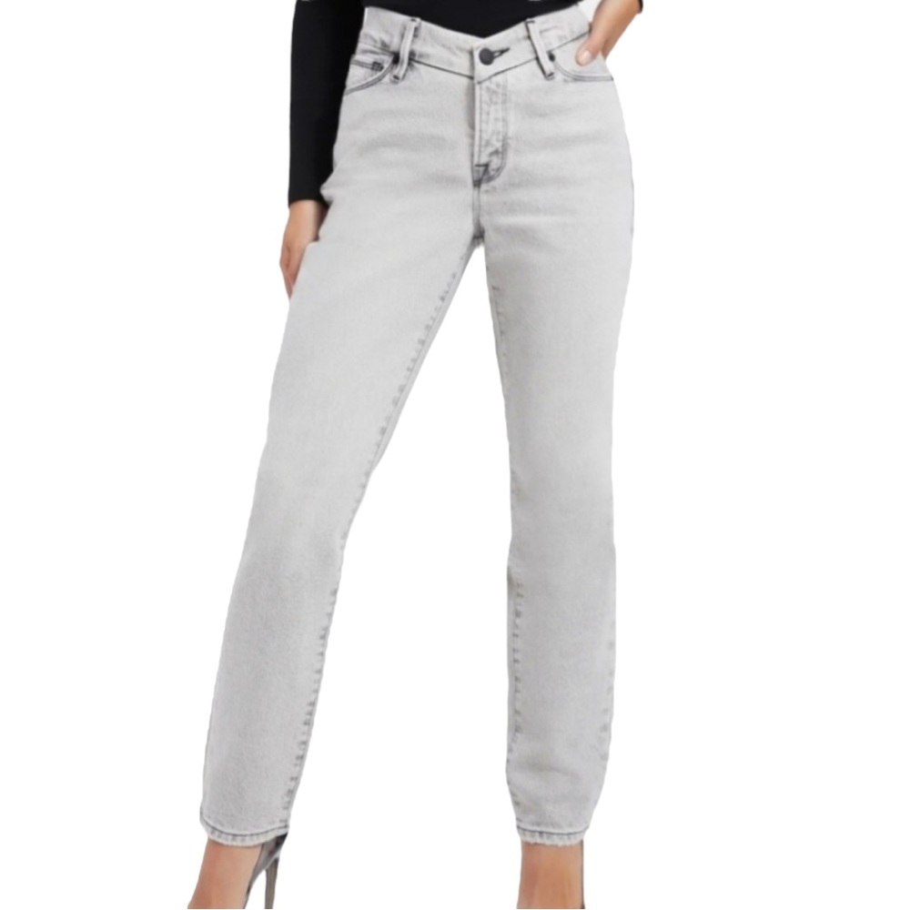 Good American Good Classic Low Rise V Jeans in Black176 (8)